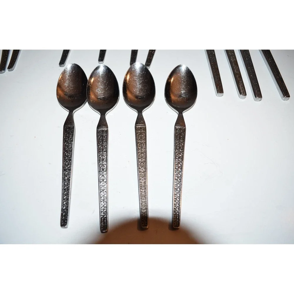 Ekco Eterna Xanadu Stainless Flat Ware MCM 25 Pieces mixed‎ lot